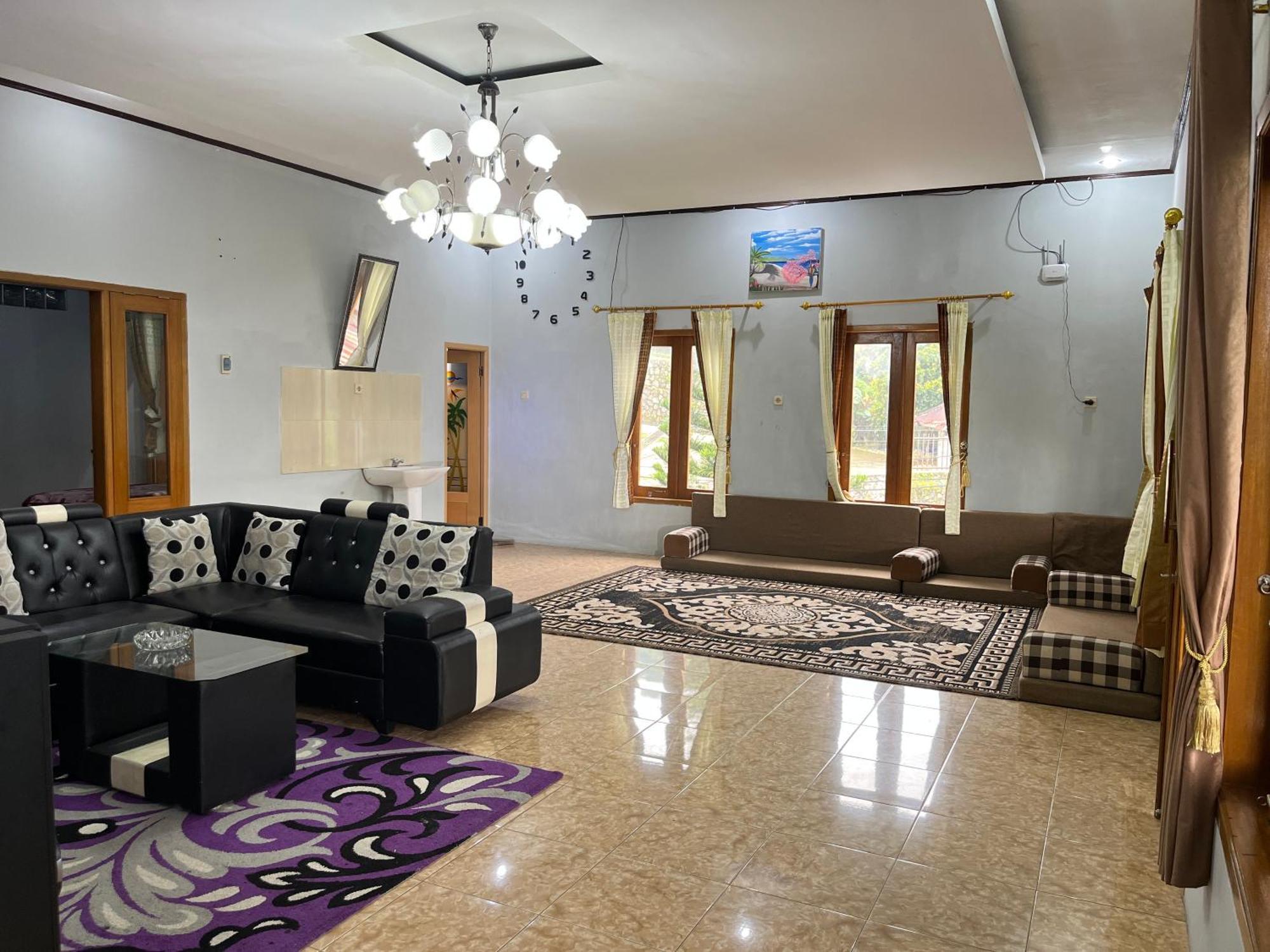 Villa Mutiara Citra Puncak Bu Eva Sampal Exterior foto