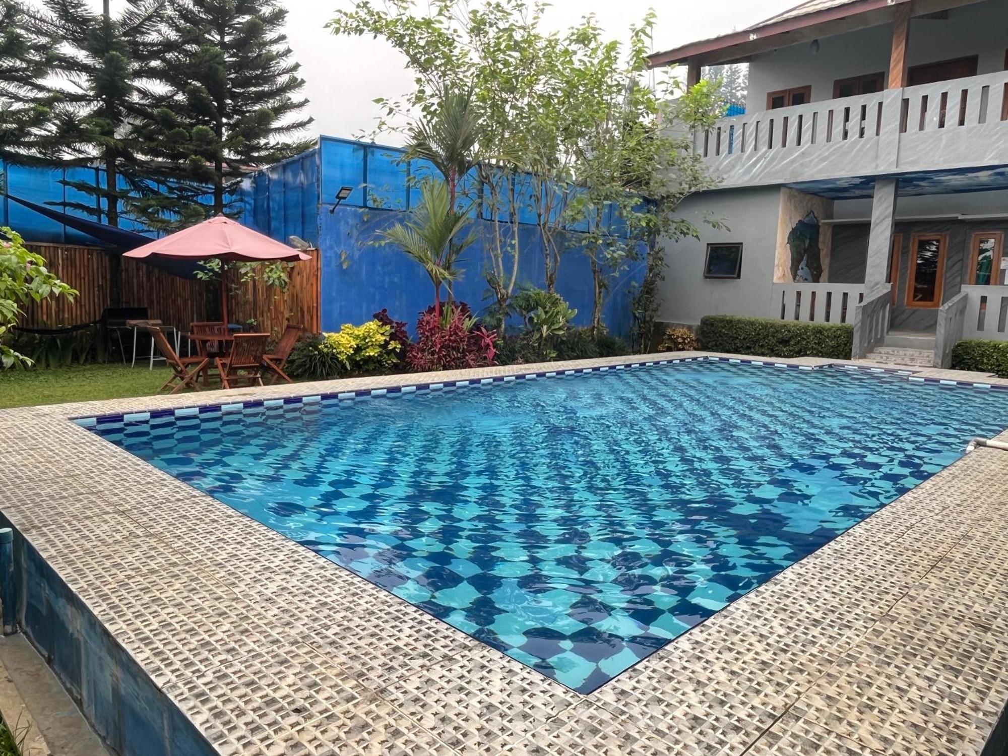 Villa Mutiara Citra Puncak Bu Eva Sampal Exterior foto